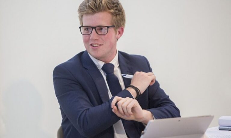 fred-dimbleby-a-rising-star-in-political-journalism