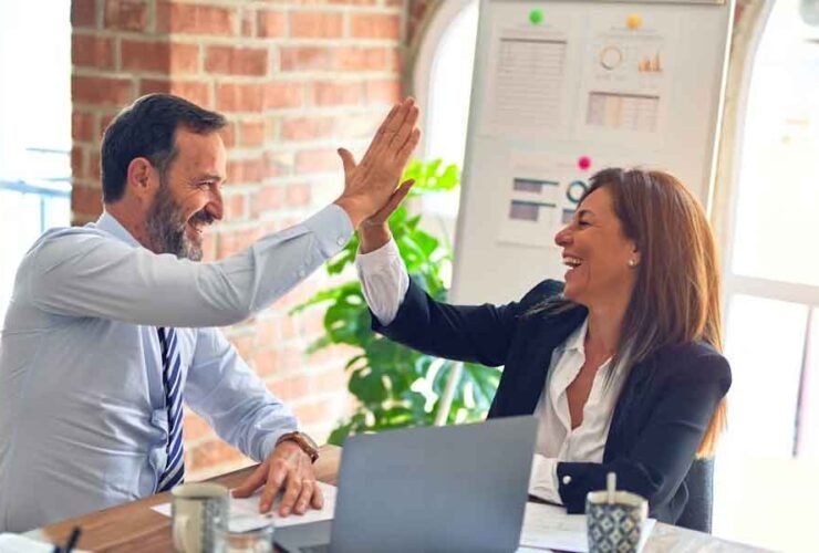 How-To-Set-Shared-Goals-as-a-Couple-When-You-Have-Different-Money-Mindsets