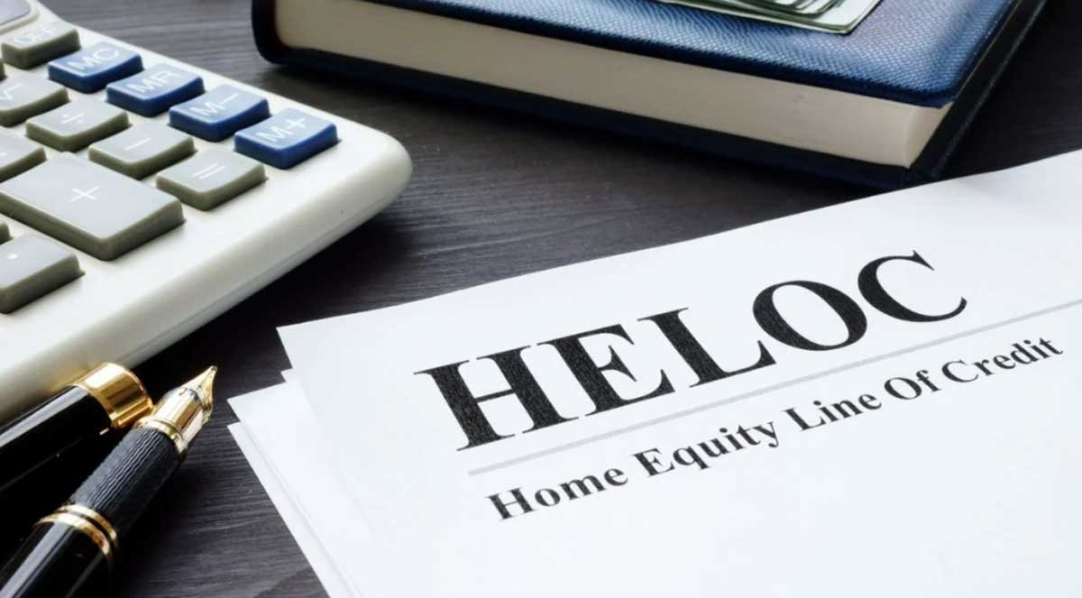 What Is Better, a HELOC or Home Equity Loan?