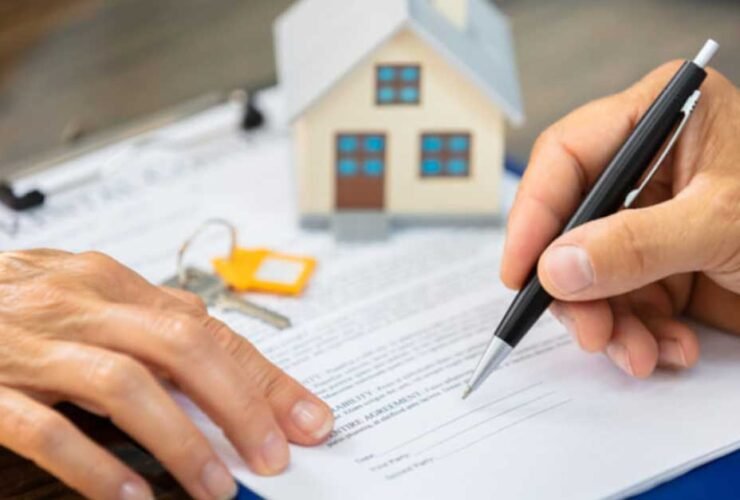 What Is a Trustee's Deed? Meaning, Uses, and Risks