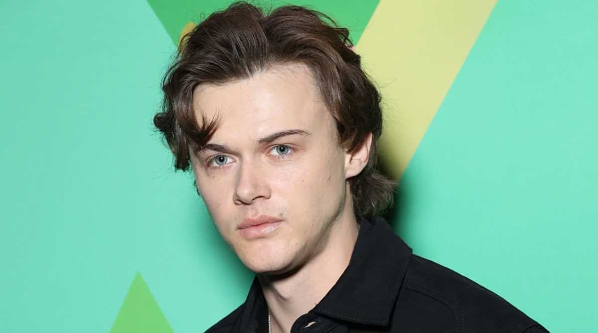 Christopher Briney Height: How Tall Is the Summer I Turned Pretty Star?