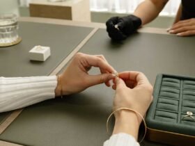 Why Modern Consumers Expect Seamless Luxury Ecommerce Experiences