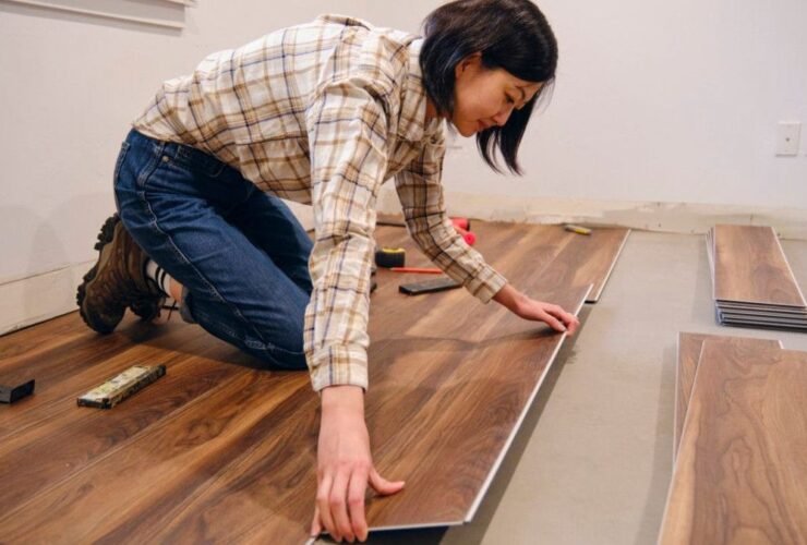 how-much-to-charge-to-install-laminate-flooring-a-1
