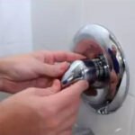 how-to-fix-a-leaky-single-handle-bathtub-faucet-a-1