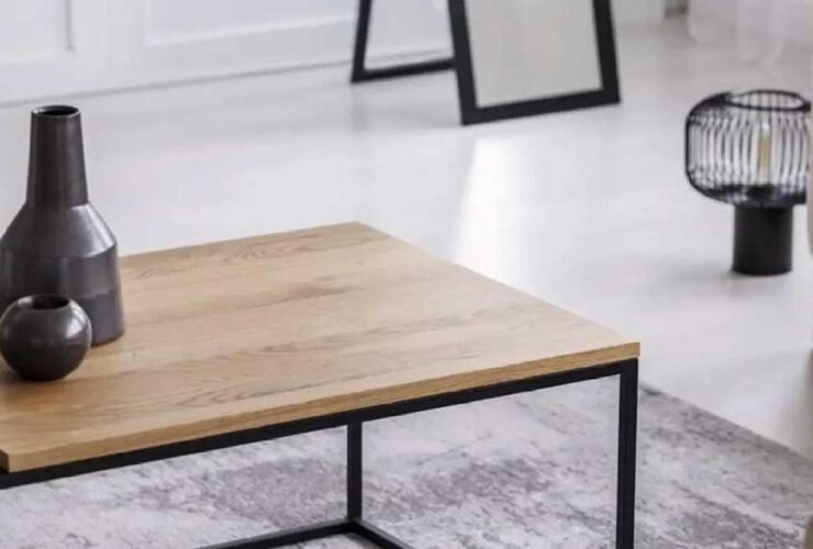 The Coffee Table: Small Design