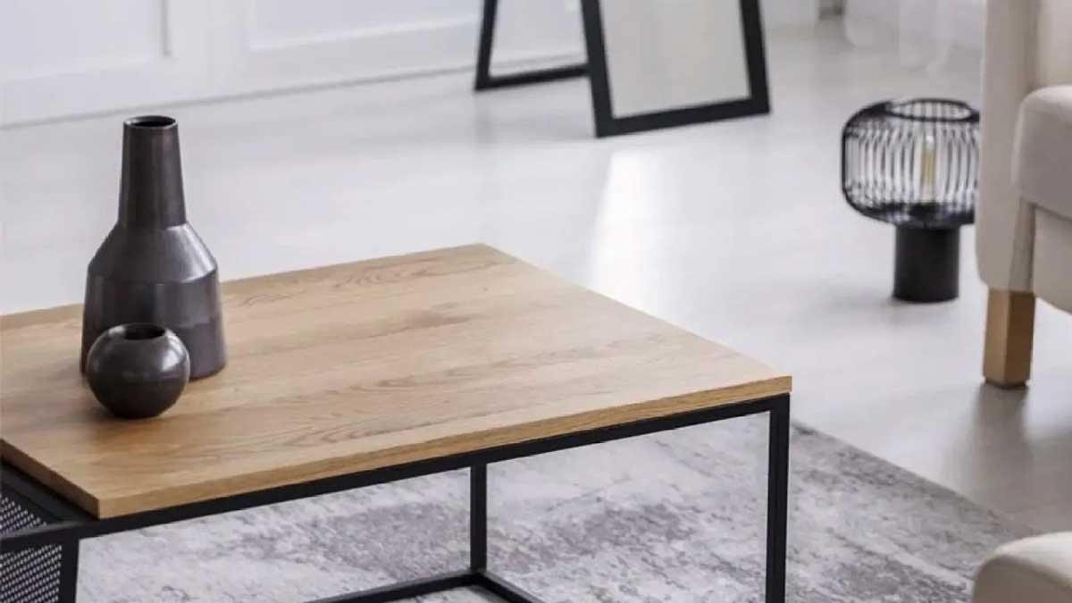 The Coffee Table: Small Design