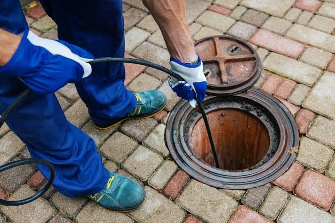 common-drain-cleaning-problems-and-fixes-what-work-1
