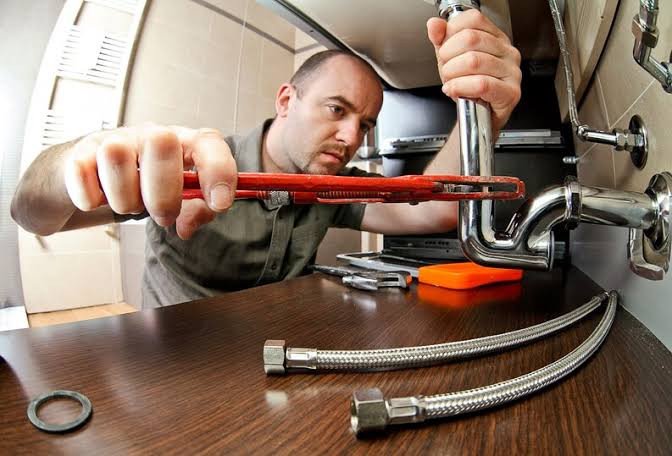 common-pipe-repair-problems-and-fixes-1