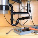 diy-vs-professional-garbage-disposal-when-to-call-1