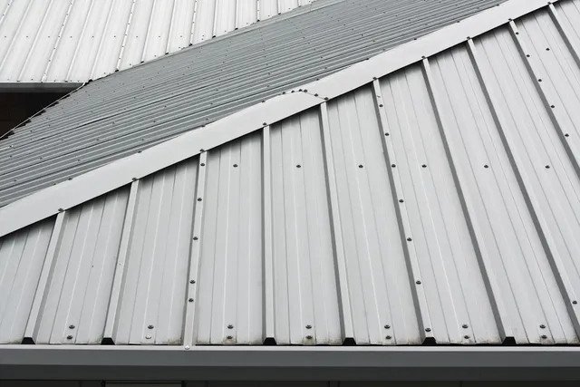 signs-you-need-metal-roofing-1